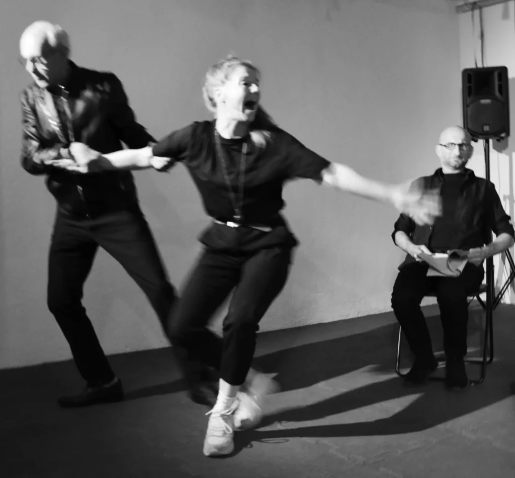 360 Gard Südlage spielt ROBIN - ein intaraktives Gerichtsdrama - live im Theater am Olgaeck, Stuttgart